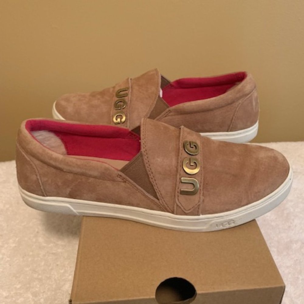 Ugg Kitlyn slip ons